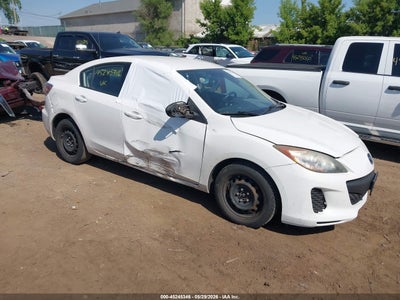 JM1BL1UG1C1576501 2012 Mazda 3 2.0 I Sport white