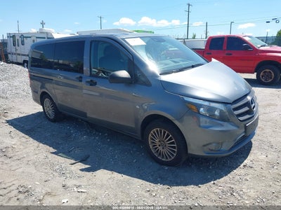 2021 MERCEDES-BENZ METRIS