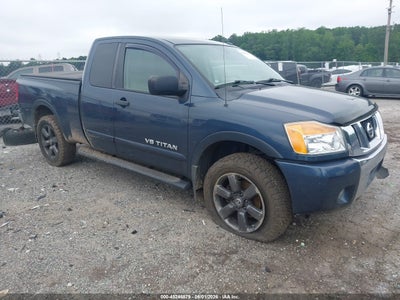 2015 Nissan Titan