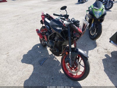 2025 Yamaha Mtn320