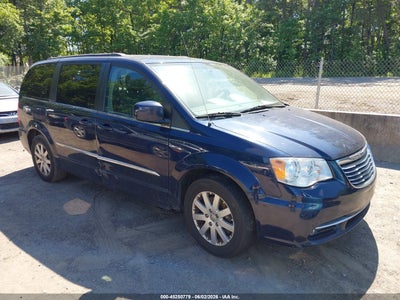 2016 Chrysler Town & country