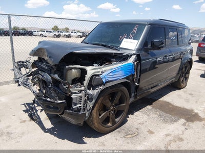 LAND ROVER DEFENDER