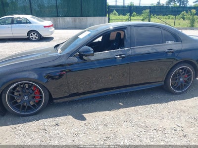 MERCEDES-BENZ AMG E 63