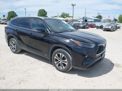 2023 Toyota Highlander hybrid