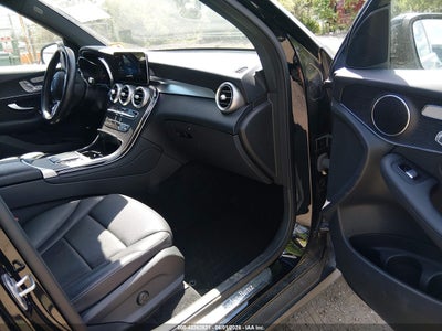 2021 MERCEDES-BENZ GLC 300 5