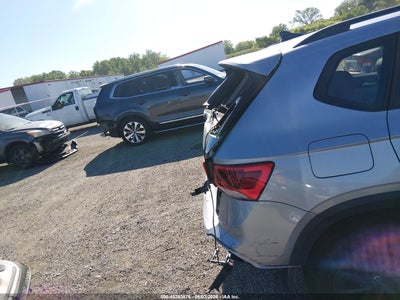 VOLKSWAGEN TAOS