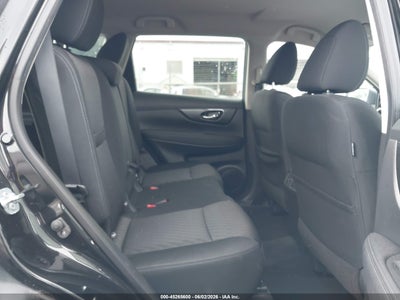 2017 NISSAN ROGUE 8