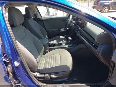 KIA K4