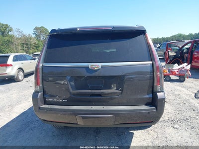 CADILLAC ESCALADE