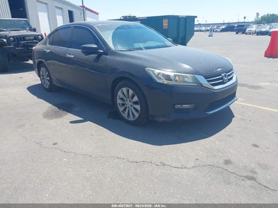 1HGCR2F83FA015205 HONDA ACCORD Photo 1