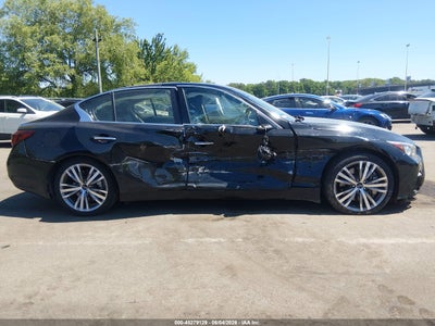 INFINITI Q50