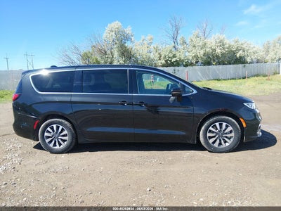 CHRYSLER PACIFICA HYBRID
