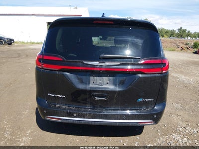 CHRYSLER PACIFICA HYBRID
