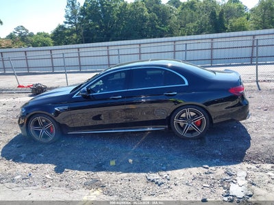 MERCEDES-BENZ AMG E 63