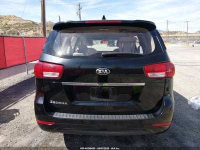 2018 KIA SEDONA 18