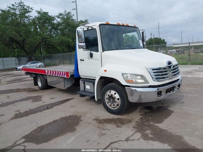 2010 Hino 258