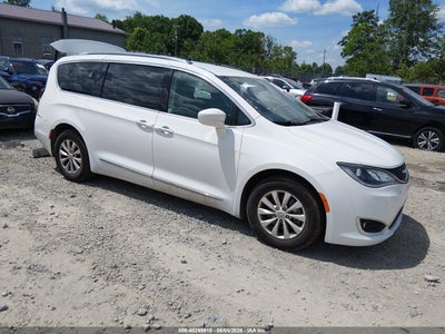 2C4RC1BG9JR110549 CHRYSLER PACIFICA Photo 1