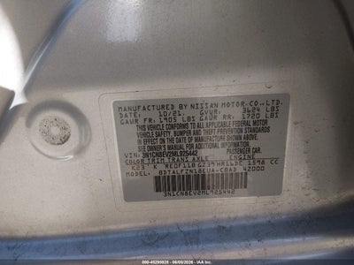 NISSAN VERSA