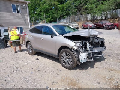 2023 Toyota Venza XLE