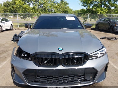 BMW 330I