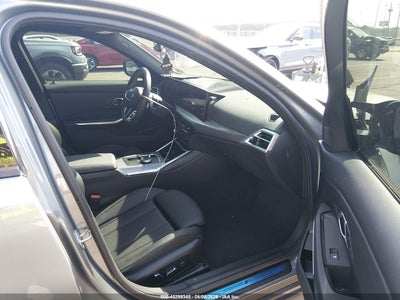 BMW 330I