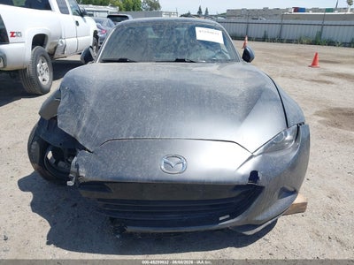 MAZDA MX-5 MIATA RF