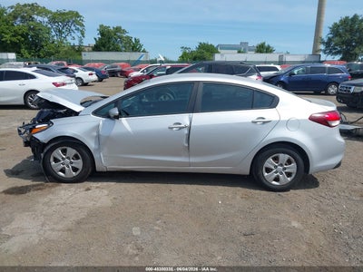 2017 KIA FORTE LX