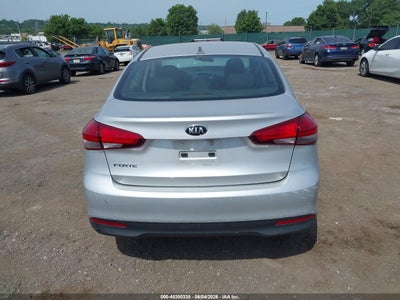 2017 KIA FORTE LX
