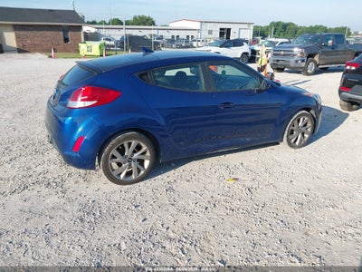 HYUNDAI VELOSTER
