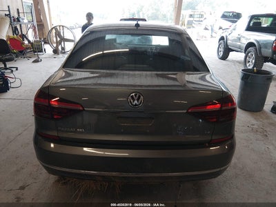 2017 VOLKSWAGEN PASSAT 17