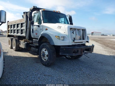2004 International 7000
