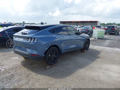 FORD MUSTANG MACH-E