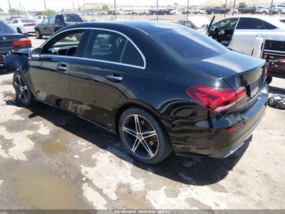 MERCEDES-BENZ A 220