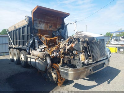 2001 International 9200