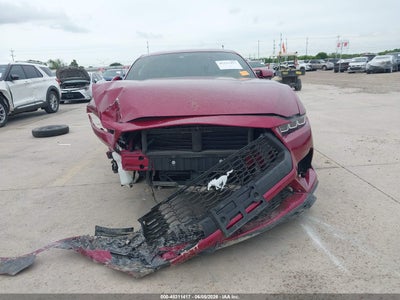 FORD MUSTANG