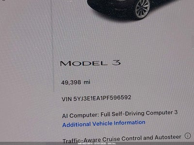 TESLA MODEL 3
