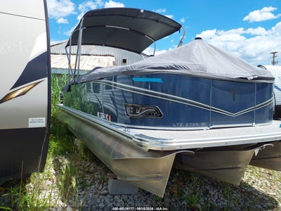 2025 Tahoe Pontoon