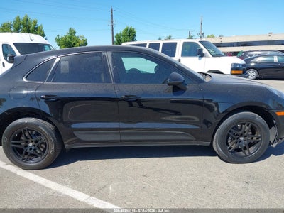 2018 PORSCHE MACAN 13