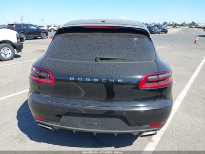 2018 PORSCHE MACAN 16