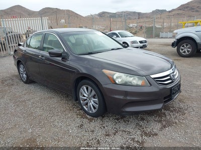 1HGCP2F86BA019054 HONDA ACCORD Photo 1
