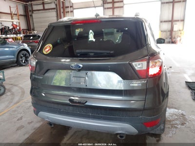 2017 FORD ESCAPE 16