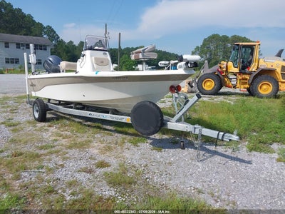 2018 Nauticstar 19'