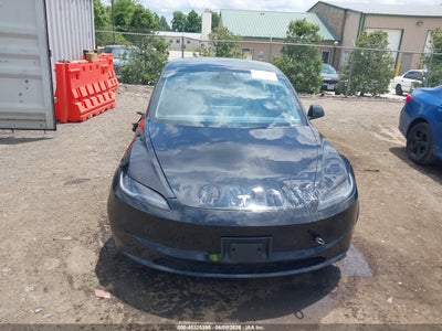 2025 TESLA MODEL 3 12