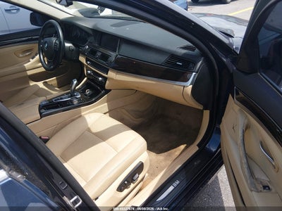 BMW 528I