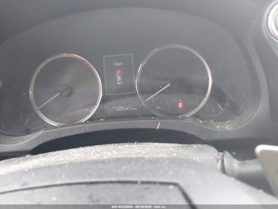 LEXUS IS 200T