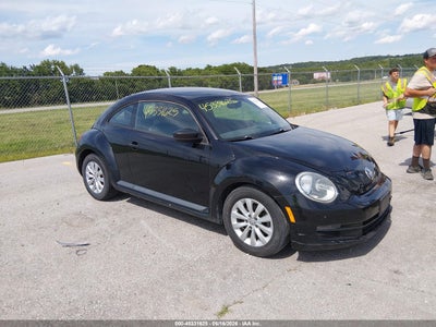 3VWF17AT3EM640097 VOLKSWAGEN BEETLE Photo 1