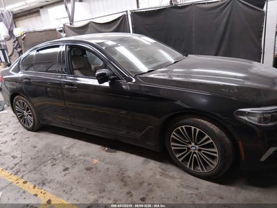2017 BMW 540I 12