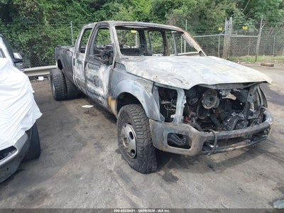 2013 FORD SUPER DUTY F-350 DRW LARIAT