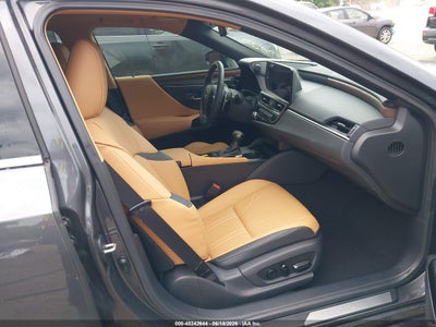 LEXUS ES 300H