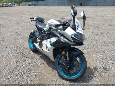 2026 Cf Moto 675SS
